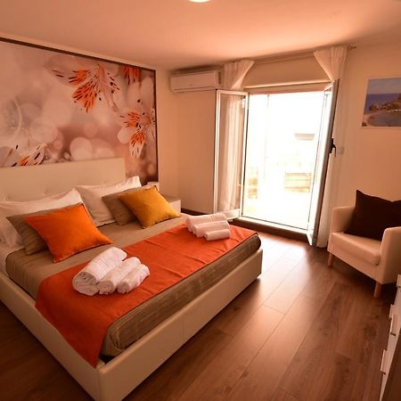 La Petite Maison Aci Castello Zewnętrze zdjęcie