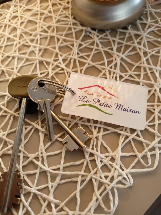 La Petite Maison Aci Castello Zewnętrze zdjęcie