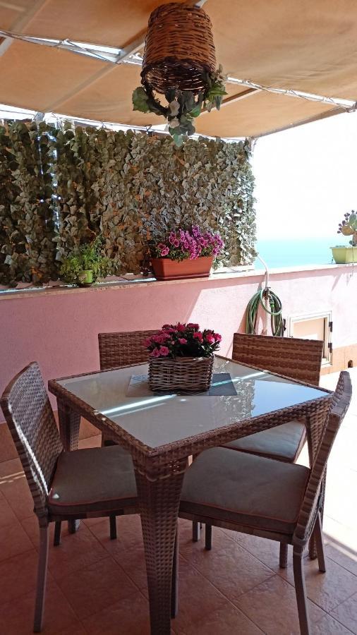 La Petite Maison Aci Castello Zewnętrze zdjęcie