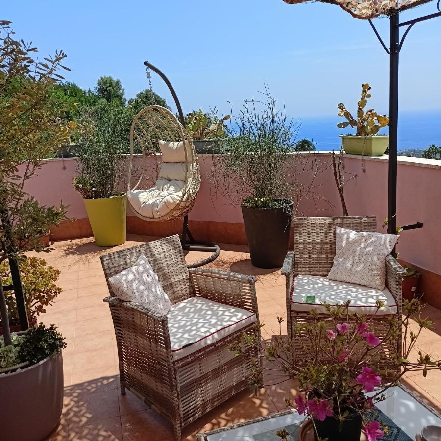 La Petite Maison Aci Castello Zewnętrze zdjęcie